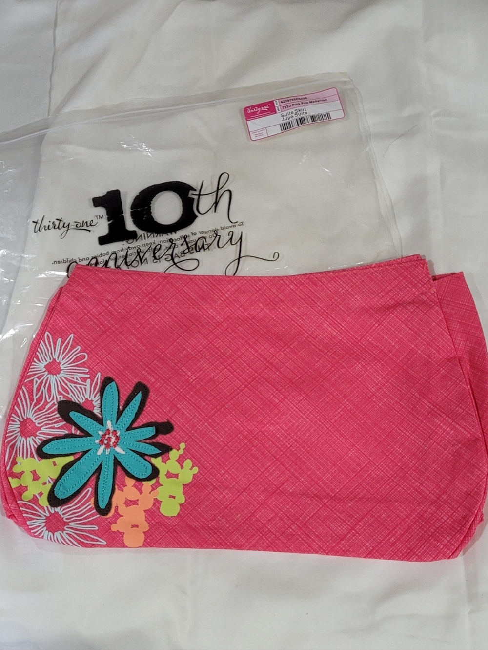 thirty-one Hot Pink Tote with Teal and Lime Floral Applique